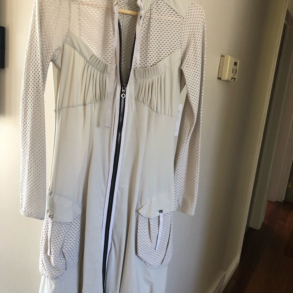 Stunning light grey dress